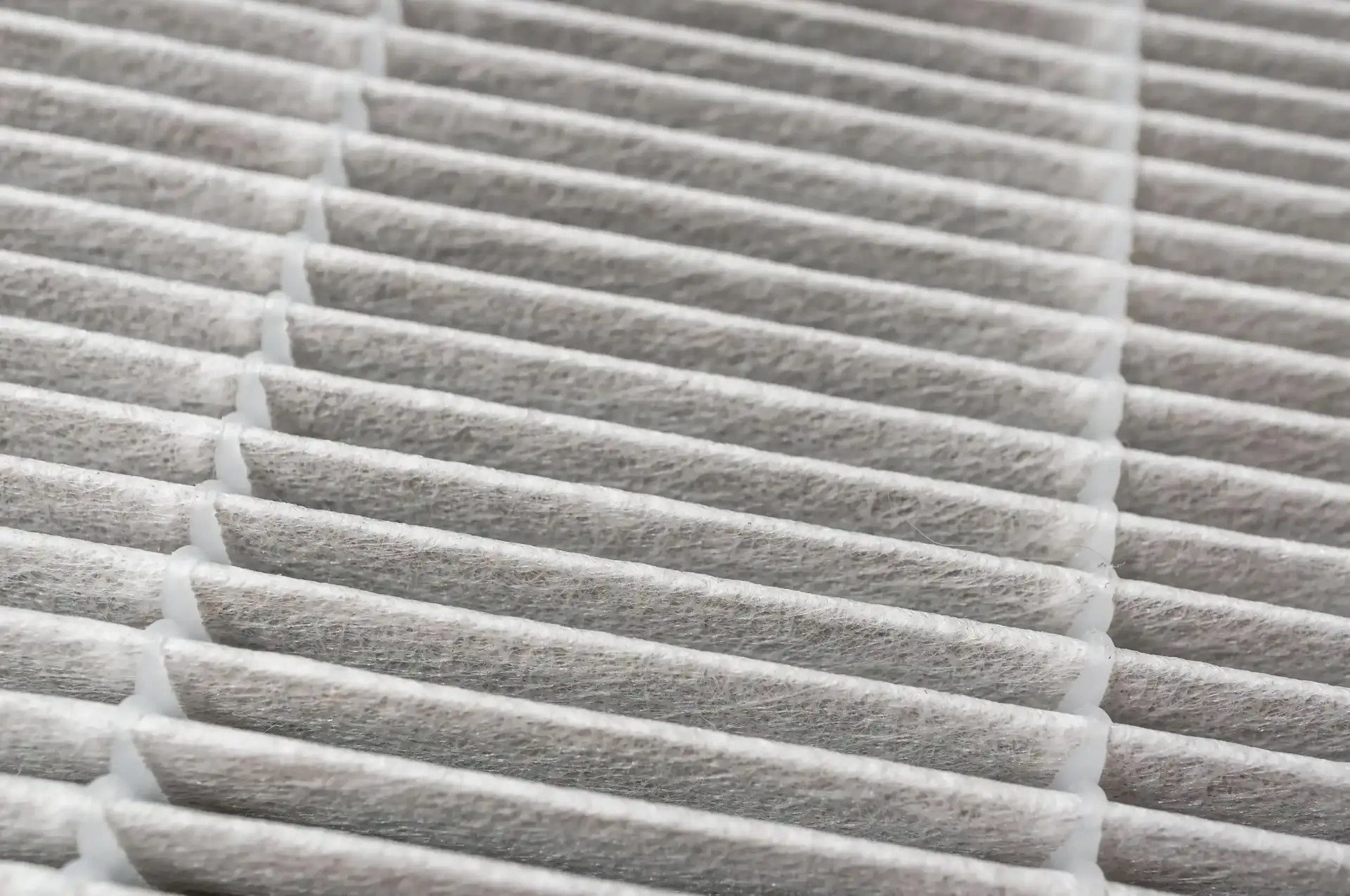 Pleated sheep-wool filter media pack